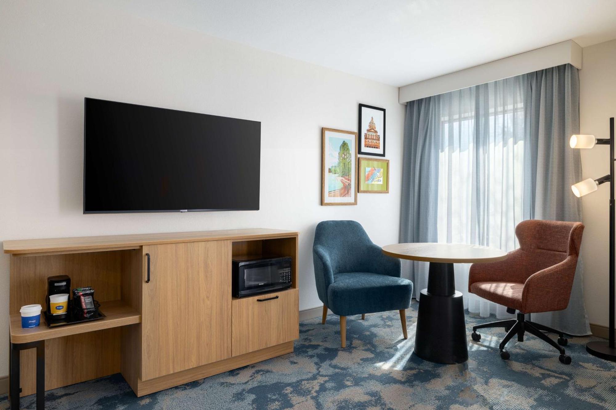 Hotel Hampton & South Meade Area 3*