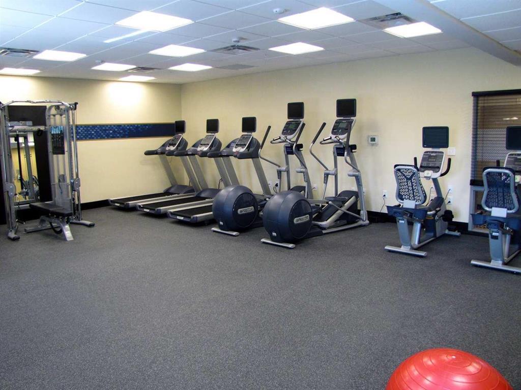 Hampton & South Meade Area Hotel 3*